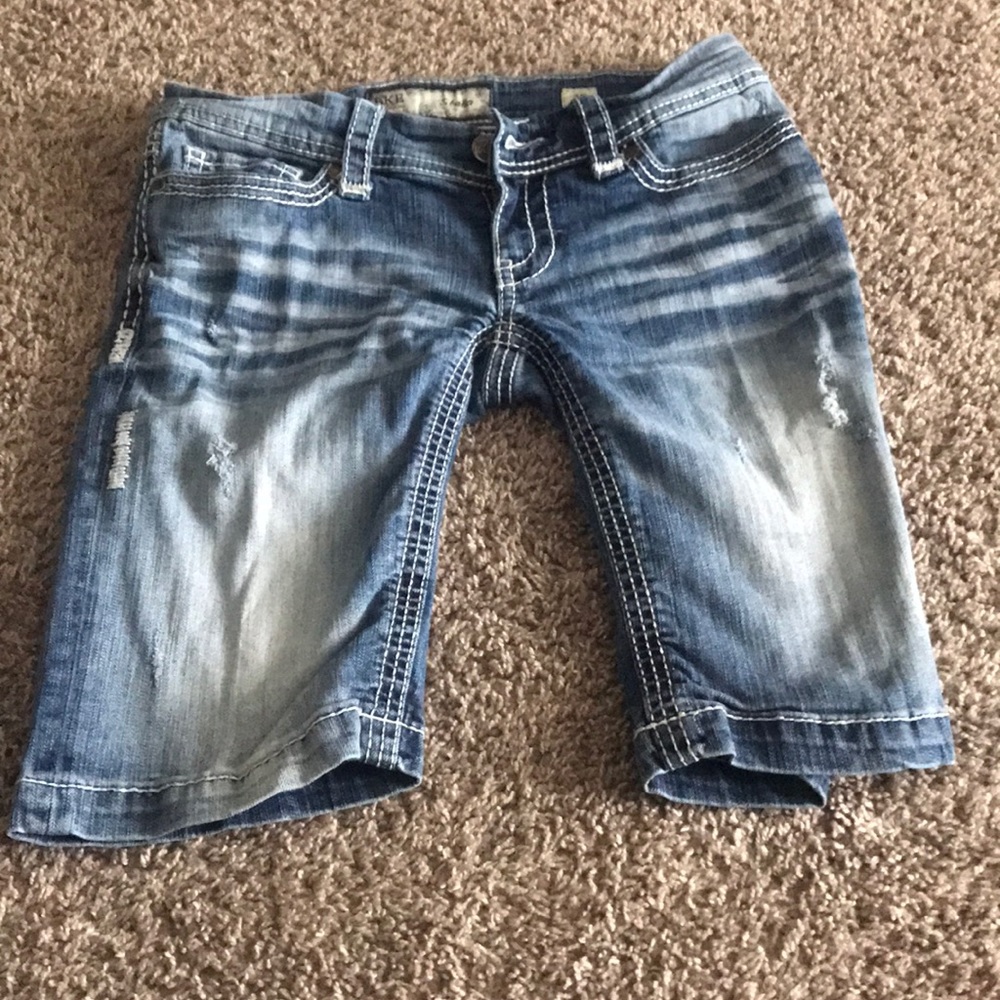 Denim Capris 👖☀️